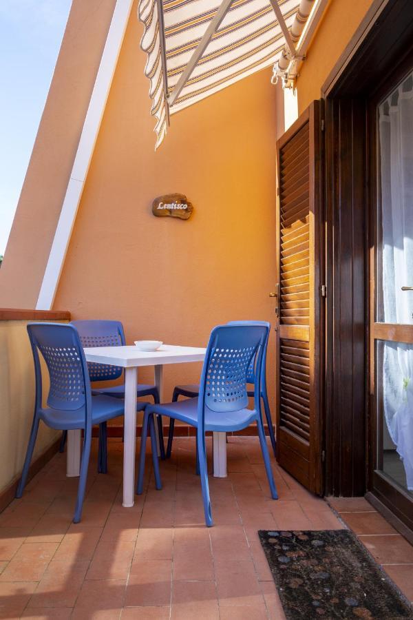 Appartamenti La Casina Porto Azzurro Bagian luar foto