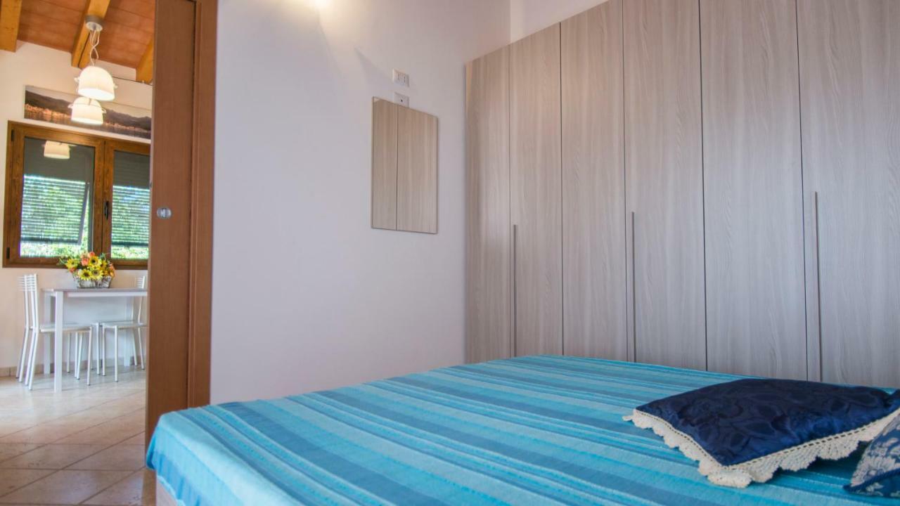 Appartamenti La Casina Porto Azzurro Bagian luar foto