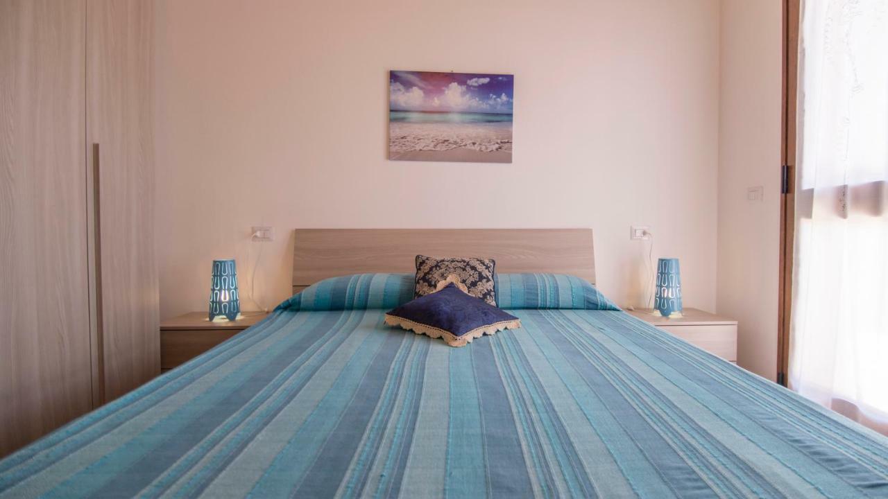 Appartamenti La Casina Porto Azzurro Bagian luar foto